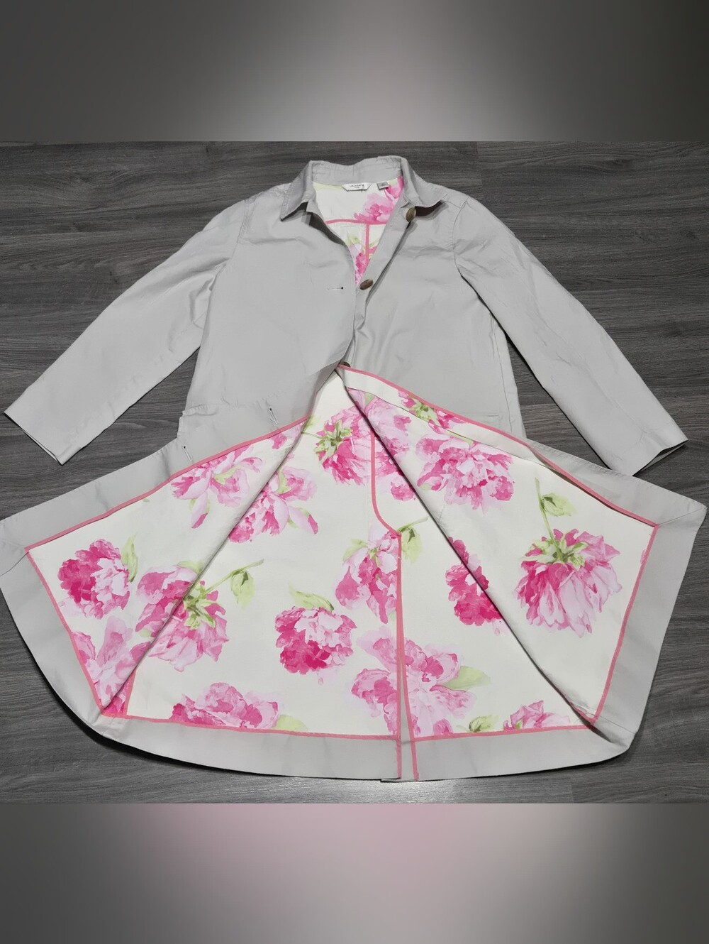 Liz Claiborne Gray Trench Coat w/ Pink Floral Lined Interior Womens Size Medium